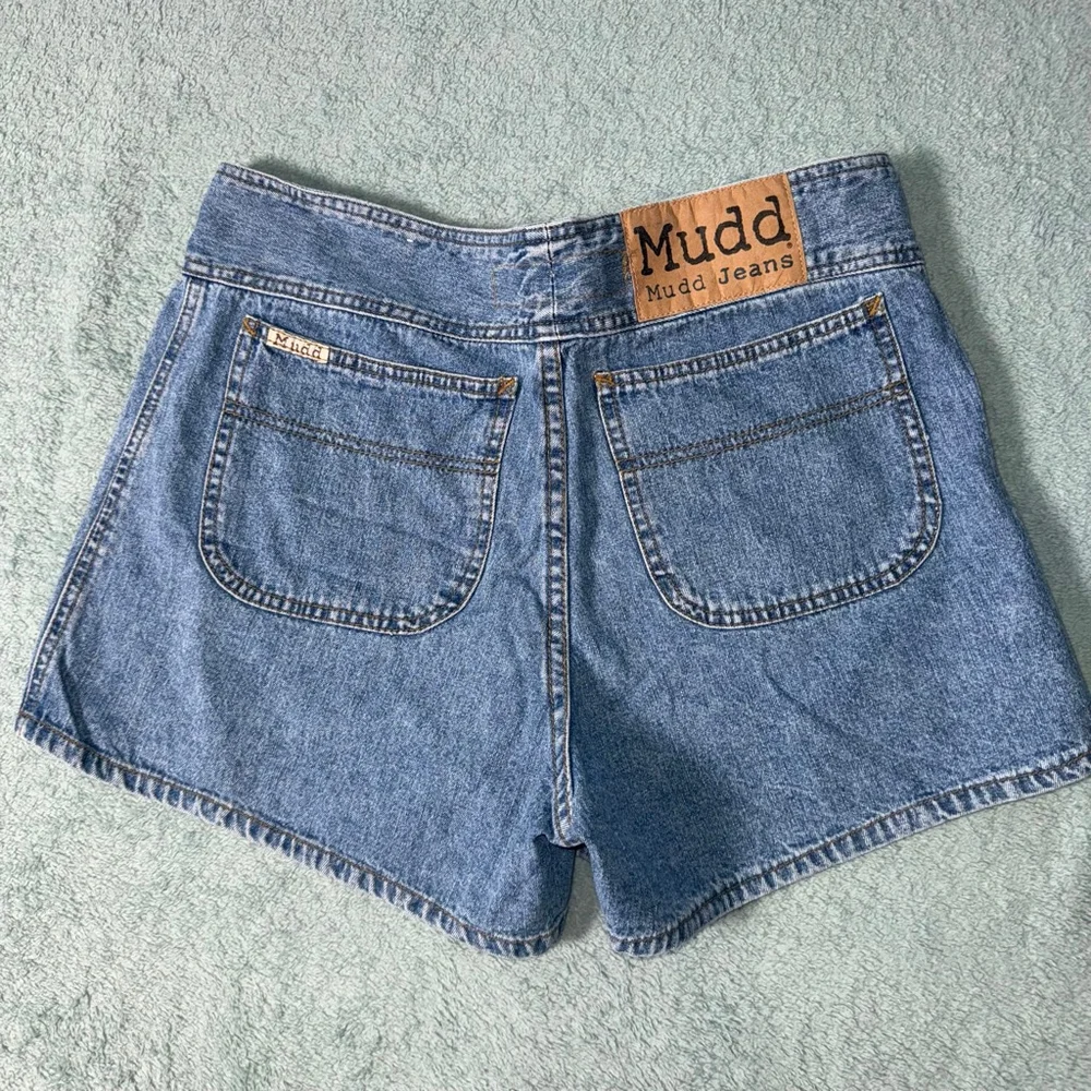 Mudd Womens Blue Jean Shorts Size 13 Zip closure Mom Y2k 3